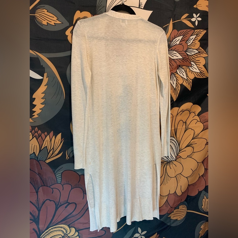 Tan cardigan - Picture 2 of 3
